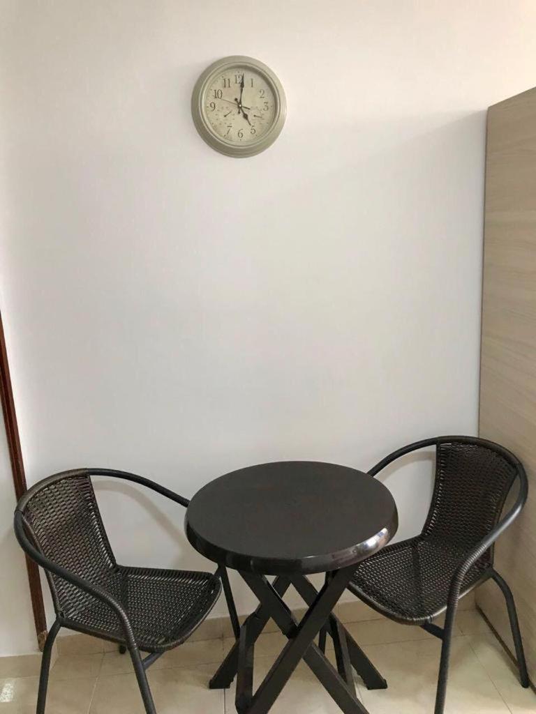 Apartamento Comodo Apartaestudio, En Sector El Laguito *